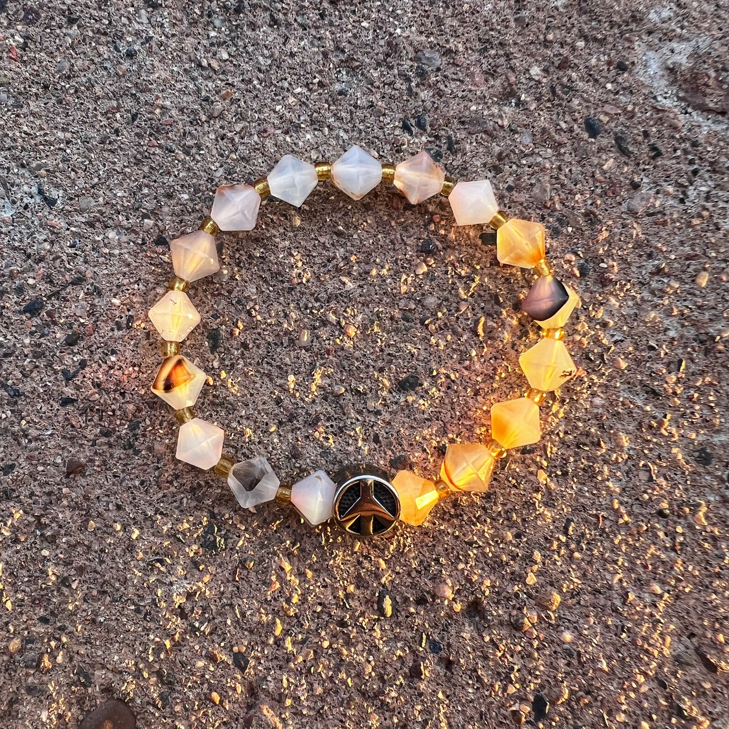 Montana Agate bracelet with peace sign